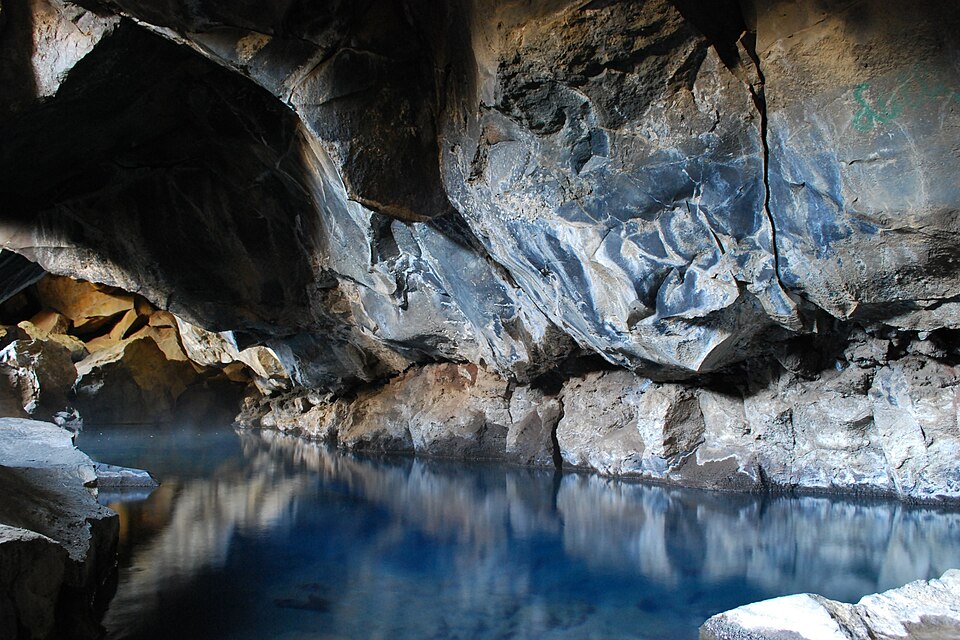 caving context