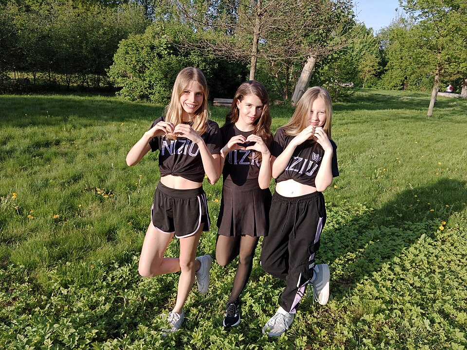 dance extra 2