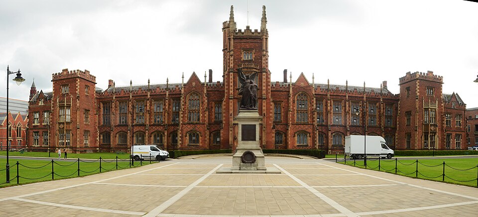 qub campus context