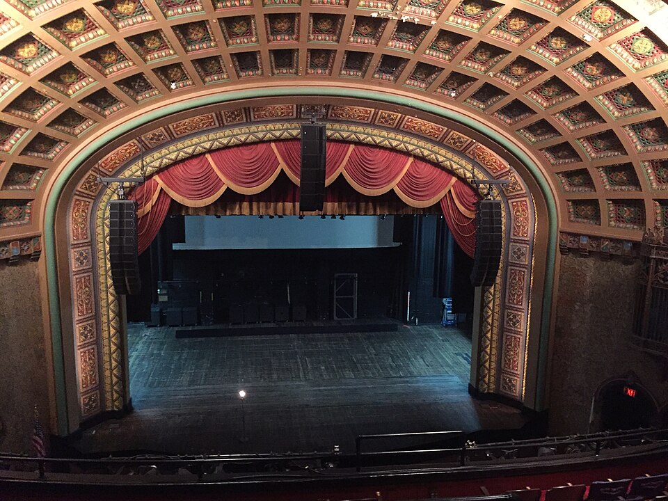 theatre extra 1